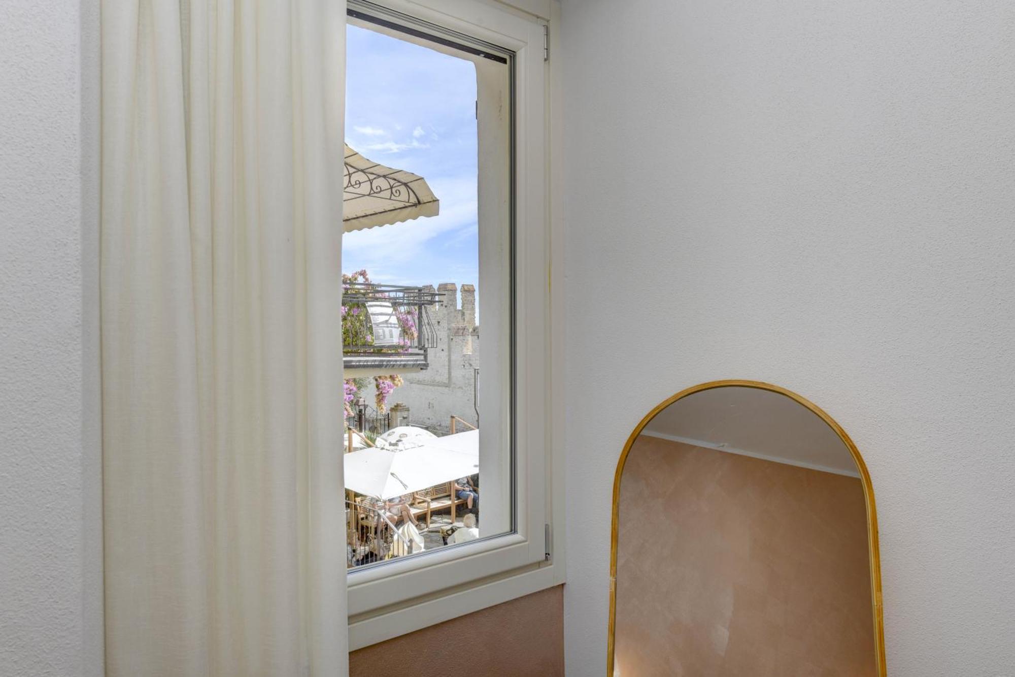 Locanda Carolina Callas Sirmione Exterior photo